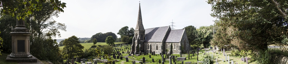 Llun o Eglwys y Santes Fair, Llanfairpwll  |  Image of St. Mary's Church, Llanfairpwll